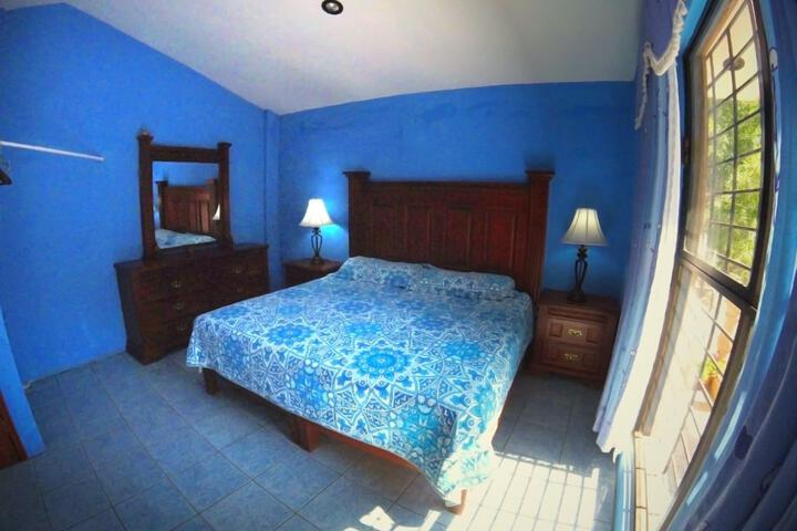 Room 2 of 8