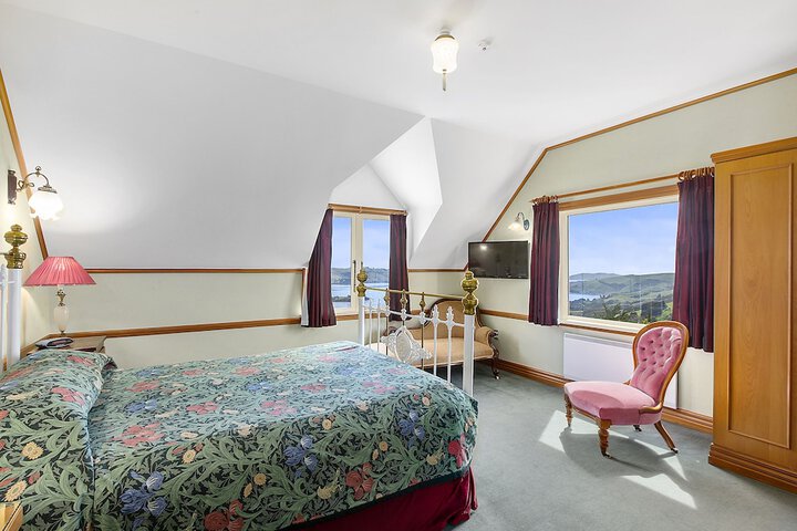 Room 14 of 39