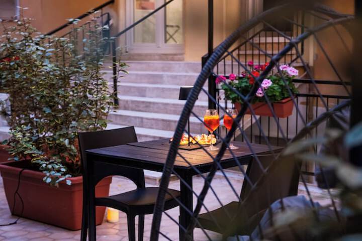 Terrace/Patio 30 of 40