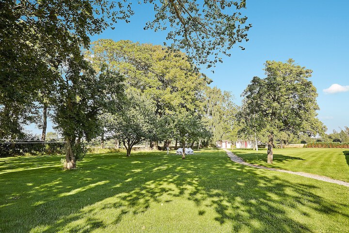 Property Grounds 30 of 61
