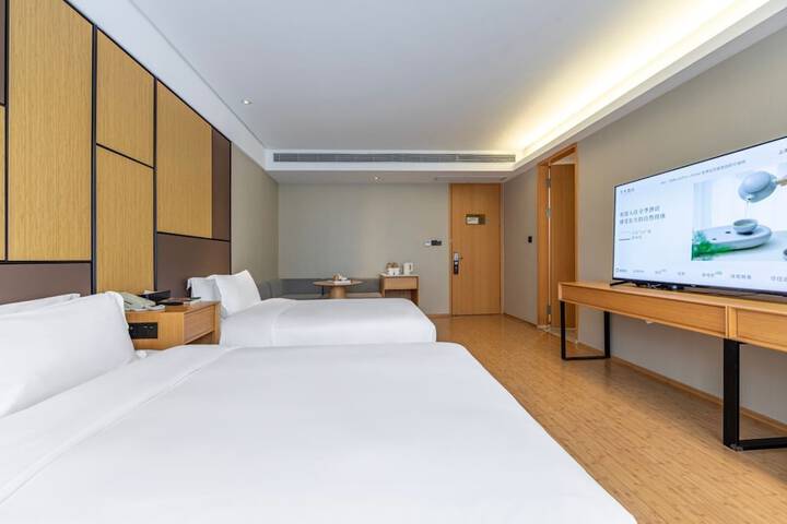 Room 17 of 51