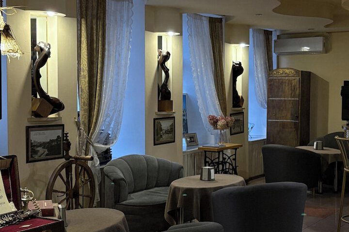 Lobby Photos