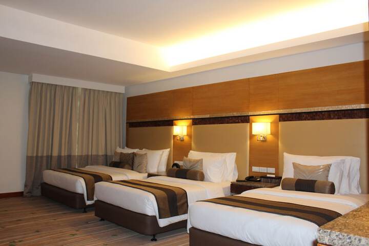 Room 15 of 128