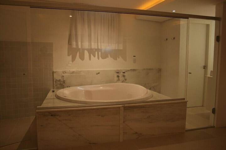 Room 5 of 47