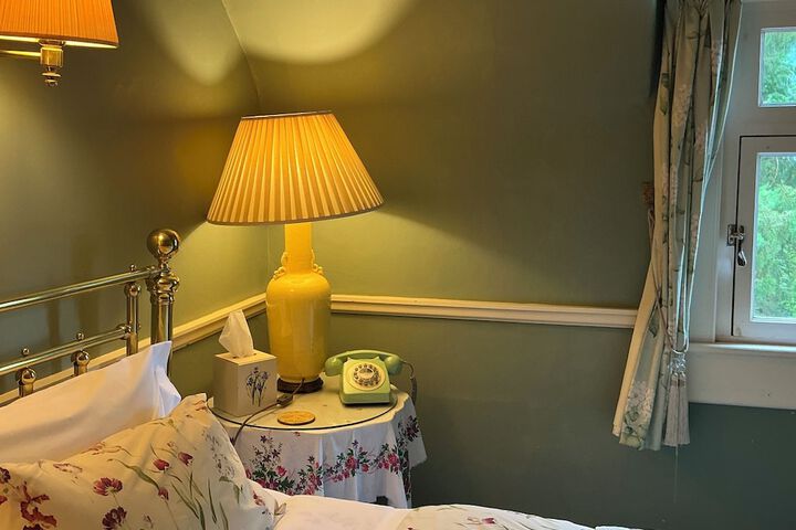 Room 13 of 39