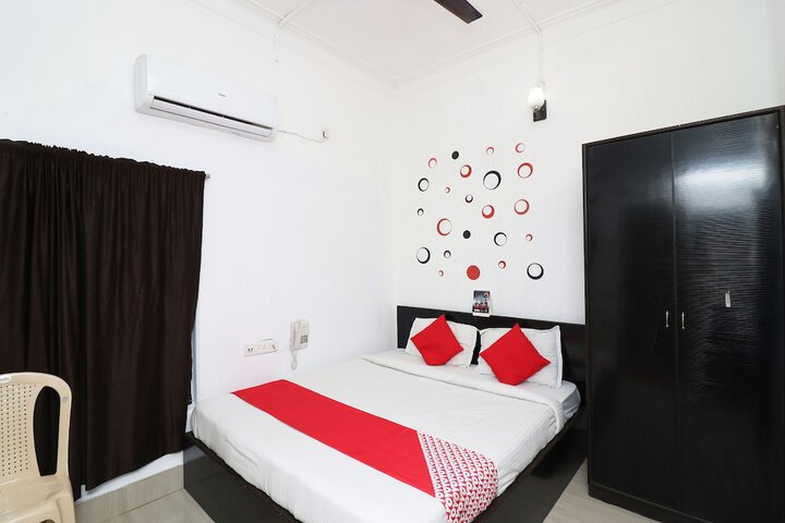 Room 15 of 29