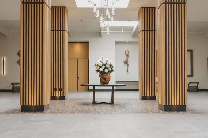 Meeting facility