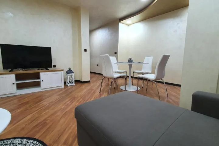 Room 3 of 14