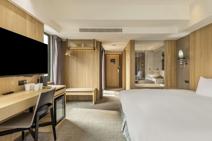 Room 54 of 108