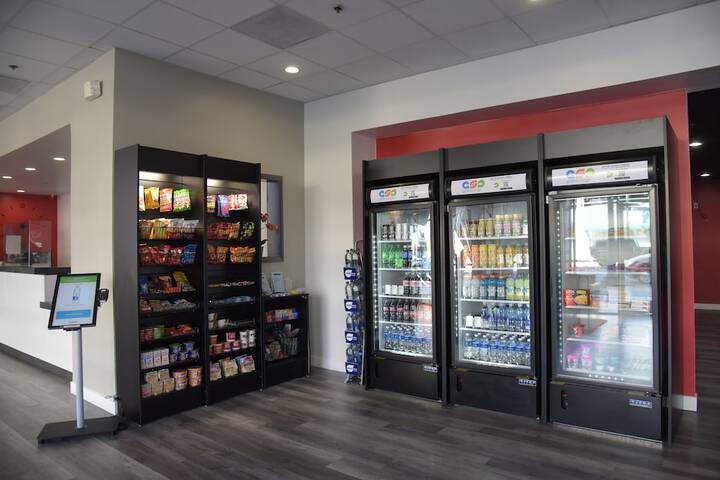 Snack bar