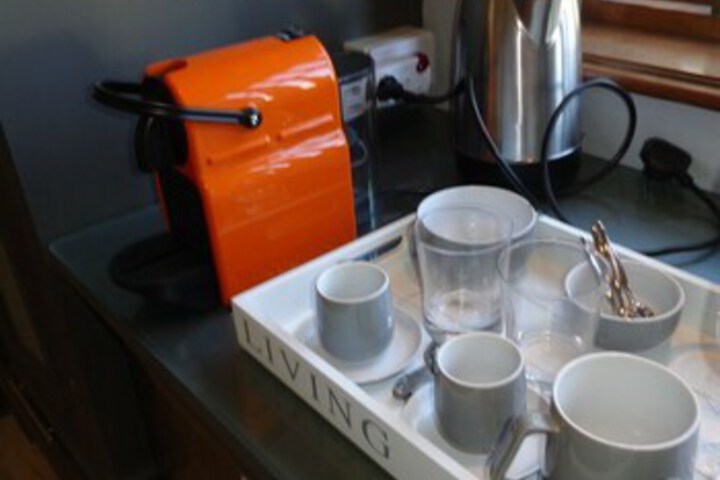 Breakfast/Coffee Service 6 of 23