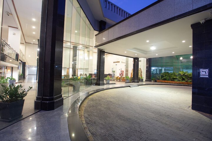 Hotel 60 of 62