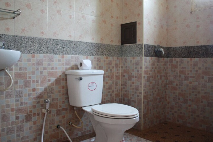 Room 15 of 26
