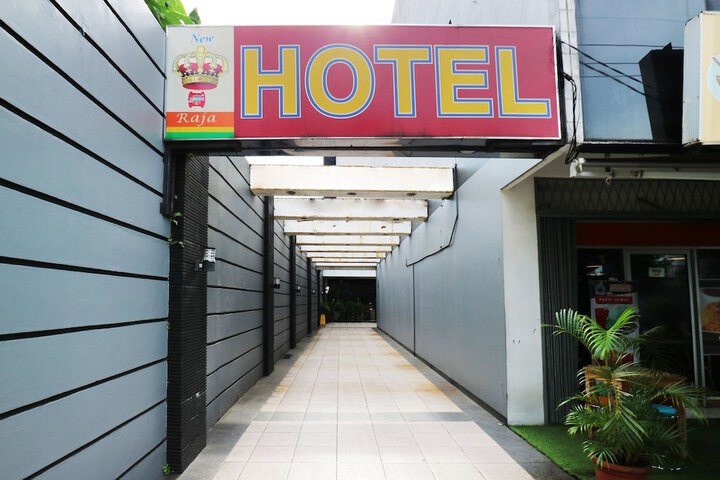 Hotel Exterior 45 of 47