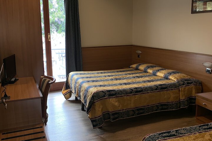 Room 20 of 62