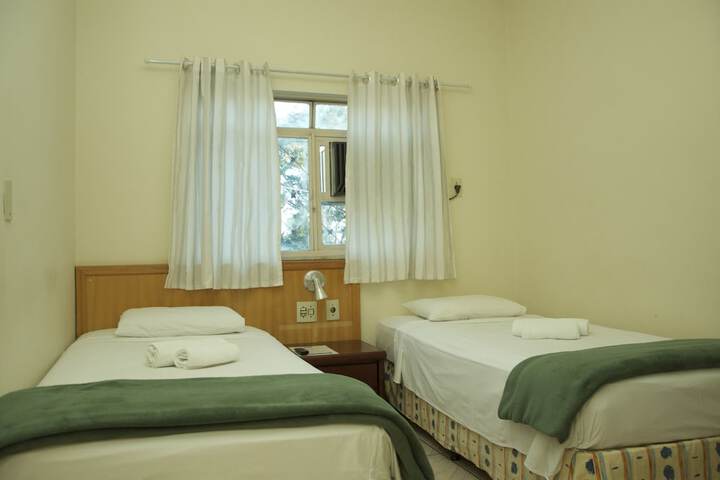 Room 6 of 23