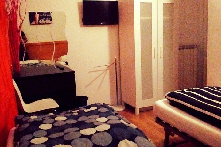 Room 6 of 20