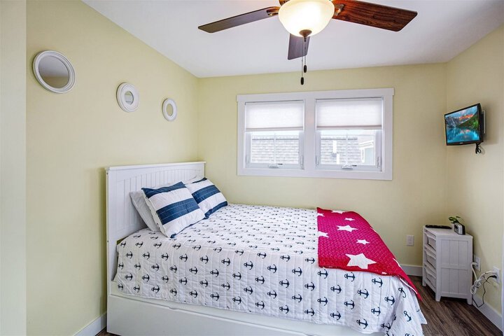 Room 5 of 31