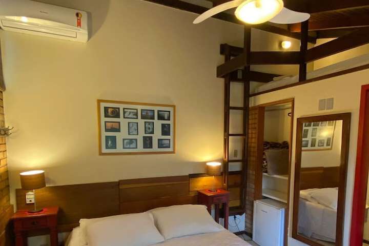 Room 4 of 20