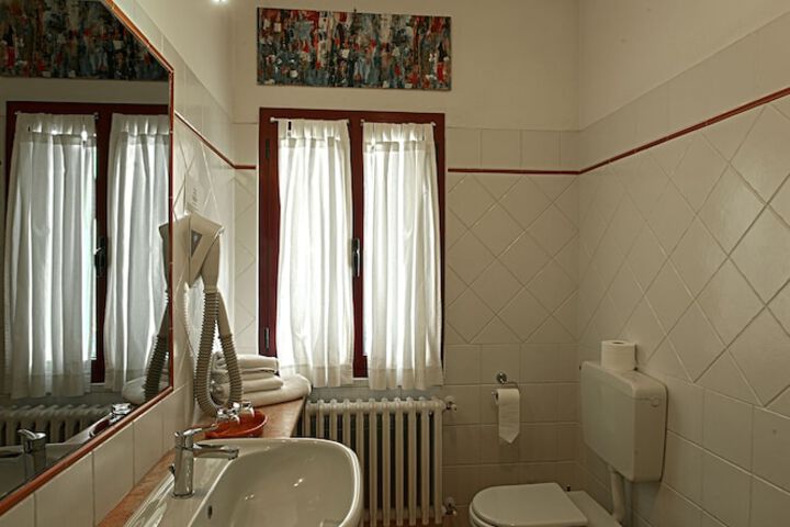 Room 20 of 50