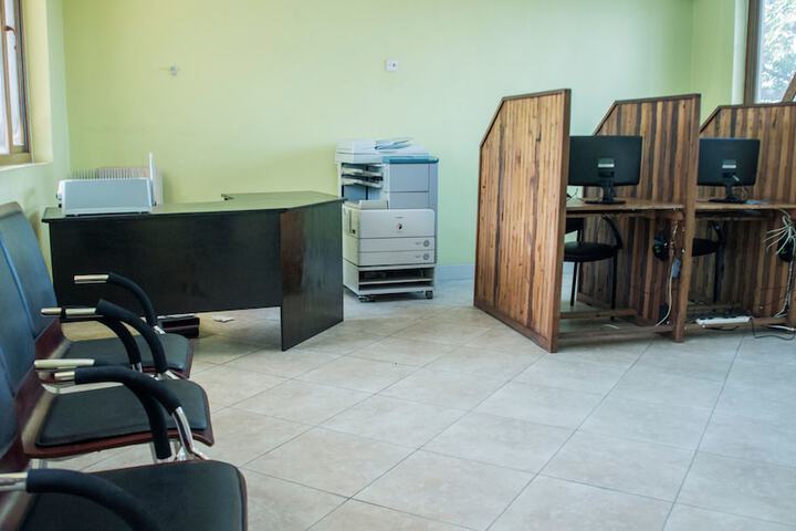 Business Center 22 of 29