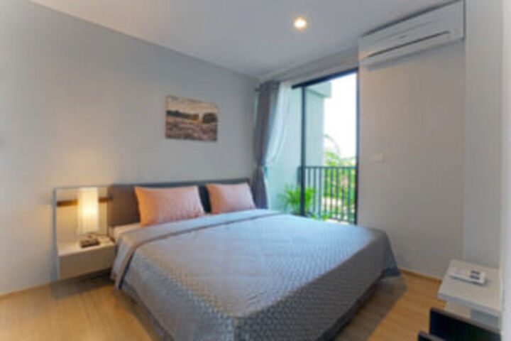 Room 9 of 30