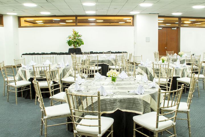 Ballroom/Hall 26 of 43