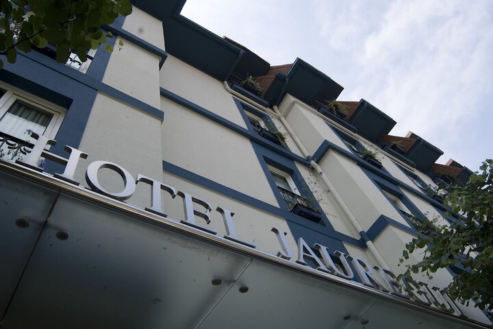 Hotel 64 of 66