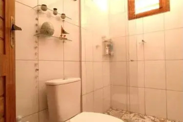Room 8 of 24