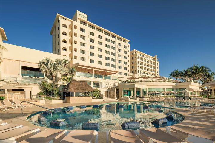 Pools & Facilities