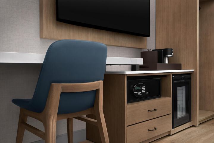 Room 41 of 73