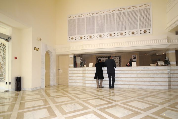 Guest Lobby