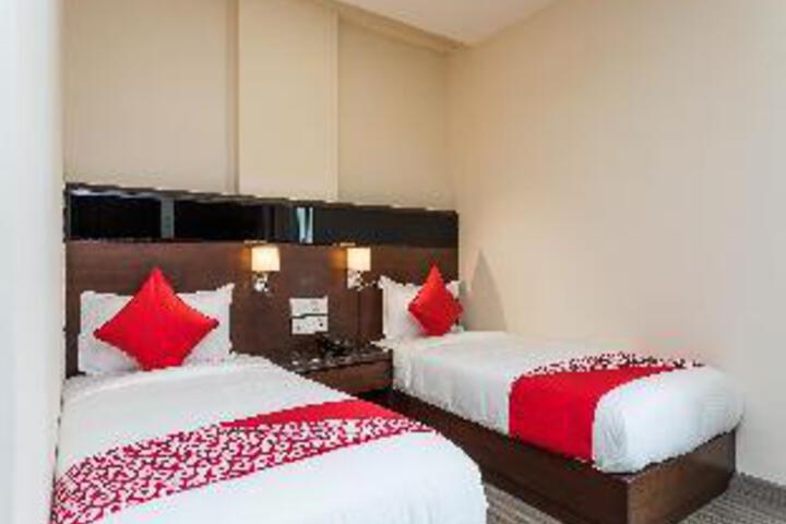 OYO 12360 Hotel Eco Stay