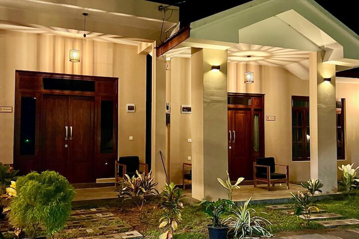 Hotel 12 of 12