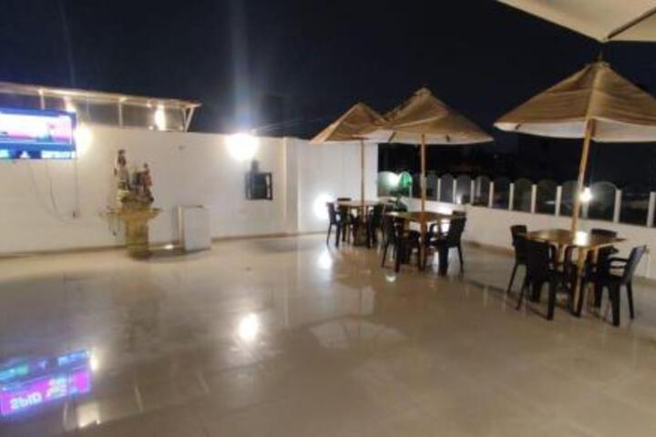 Terrace/Patio 12 of 16
