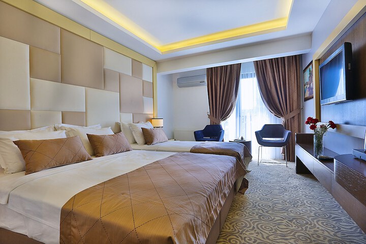 Room 26 of 84