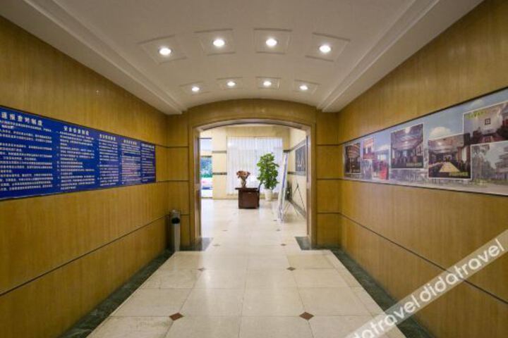 Hotel Interior 9 of 35