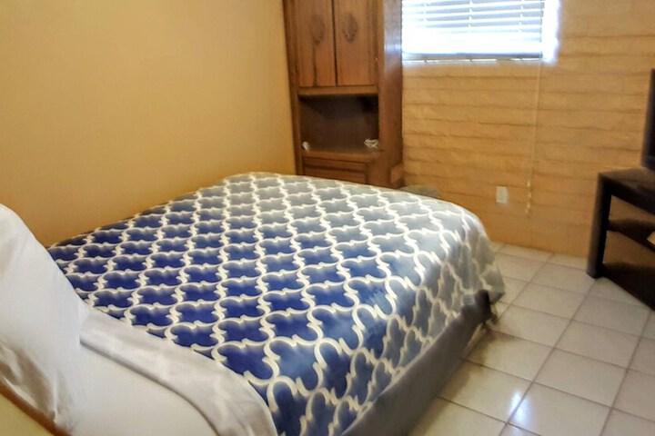Room 13 of 49
