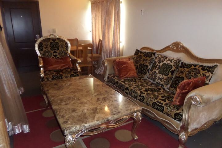 Room 6 of 39