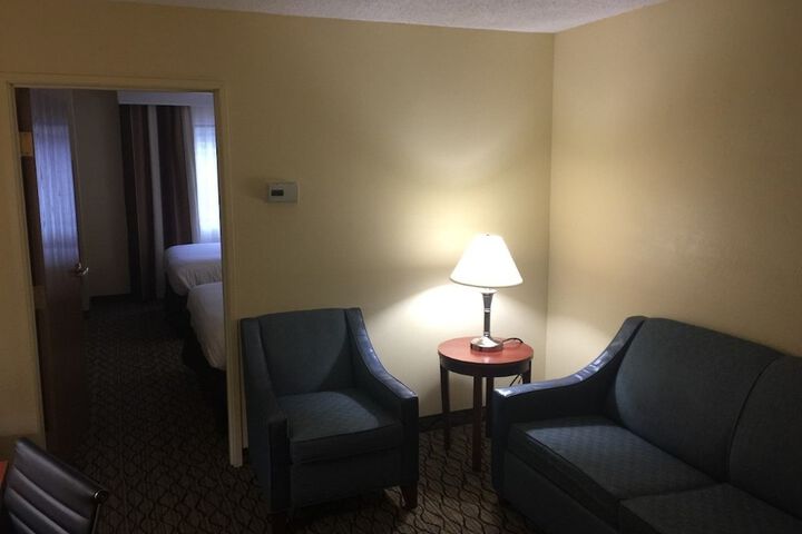 2 Queen Beds (1 of 2)
