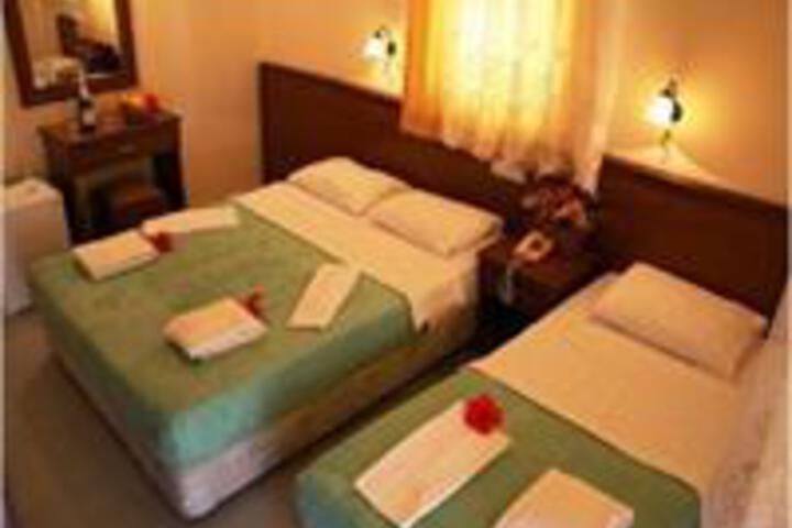 Grand Troyka Hotel