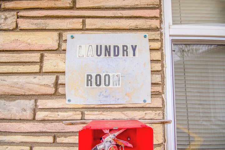 Room 83 of 106