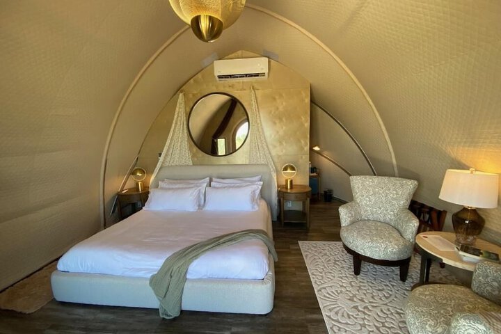 Room 2 of 30