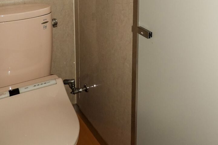 Clean Restrooms