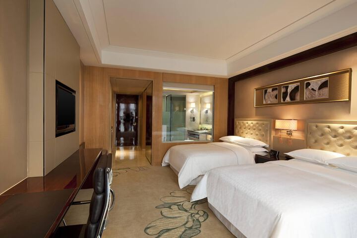 Room 13 of 56