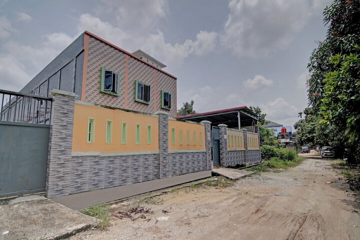 Photo of Hotel O Penginapan Budhe Sri
