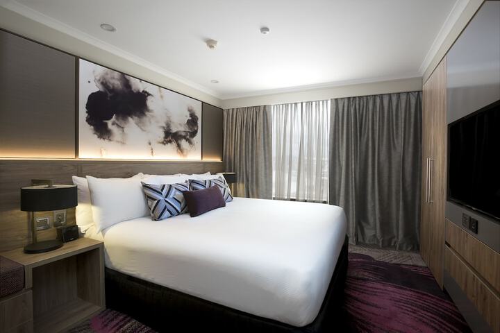 Room 14 of 92