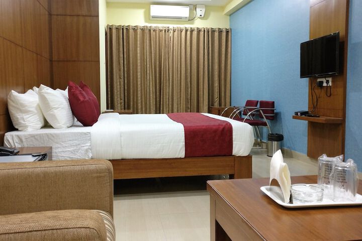 Room 9 of 27