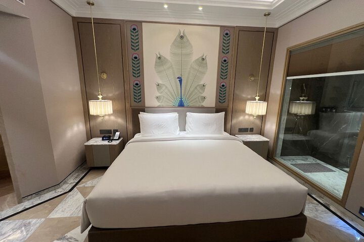 Room 6 of 159