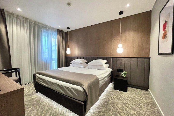 Room 26 of 93